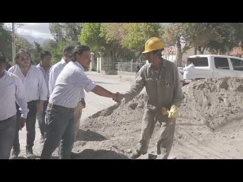 Sáenz recorrió en Cachi diversas obras que la provincia junto al municipio tiene en marcha.