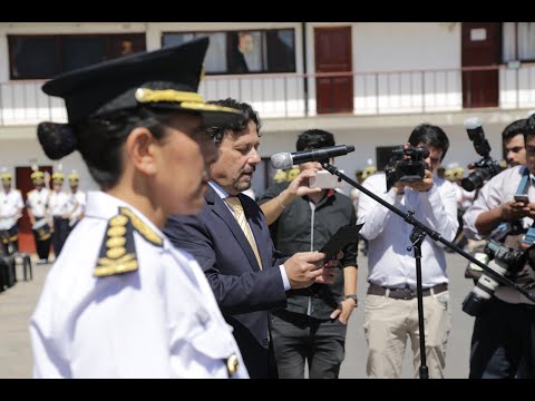 Con 30 años de servicio se retira la primera Jefa de Policía del país