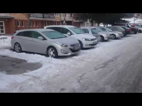 Hyundai i40 1.7 CRDI cold start -23