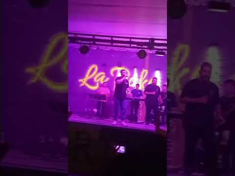 ESTO ES GRUPO EL AGUANTE EN QUITILIPI CHACO CANTANDO LA ROKA BAILABLE 🕺💃💪💪💪🌛🌜