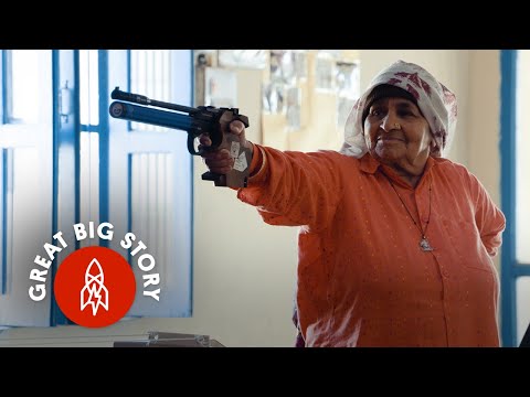 download lagu mp3 mp4 Sharp Shooter, download lagu Sharp Shooter gratis, unduh video klip Sharp Shooter