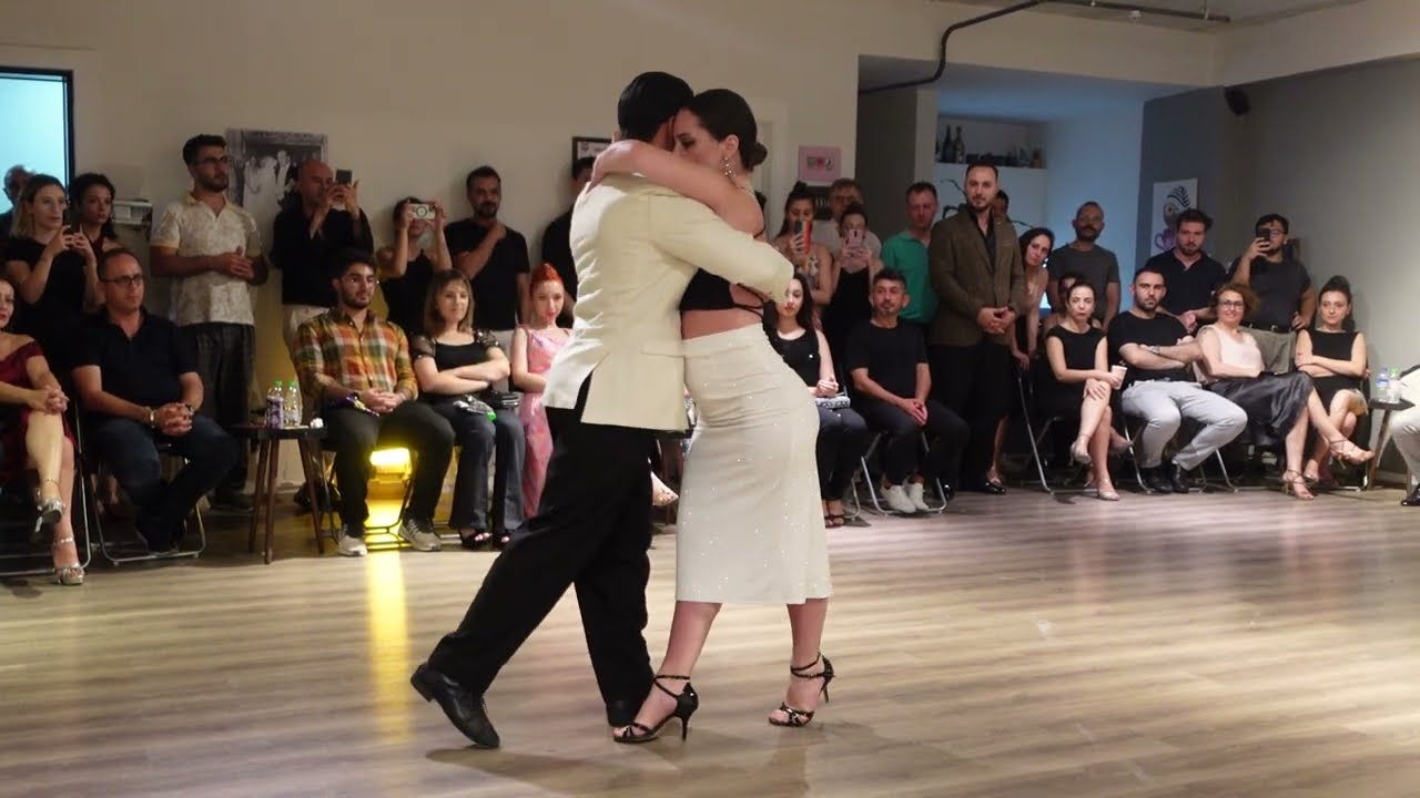 Video thumbnail for Batuhan Boy & Nida İnceoğlu - La Mariposa @Tangoden Tango Weekend 3/5