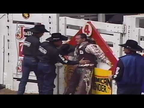 Mike Rabalais hangs up - 96 PBR Qualification event