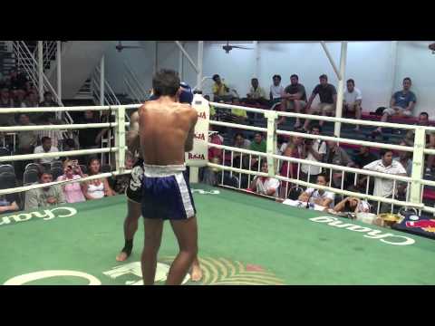 Muhsin Corbbrey scores a 3rd round KO for Tiger Muay Thai @ Bangla Boxing Stadium