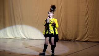 Ариша Титова.Nikki Yanofsky - Flyin' Home