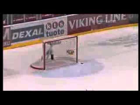 KalPa Mika tekee maalin