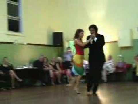  Jennifer Bratt  and  Ney Melo  are  dancing  to  the  tango  "  Malandraca  "
