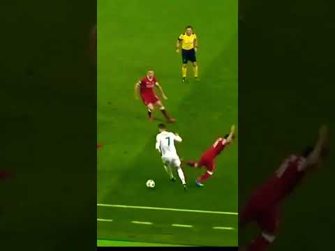 كوبري محمد صلاح علي كرستيانو
