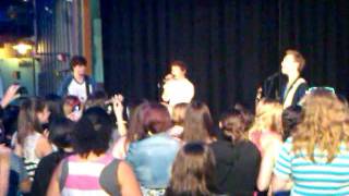 Don&#39;t Be Shy -Burnham