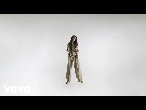 Daniela Spalla - Mientras el Mundo se Acaba (Lyric Video)