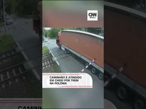 Acidente na Polônia: caminhão é atingido em cheio por trem