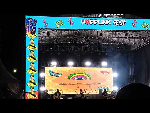 PYONGPYONG Feat FANNY SOEGI at POPPUNK FEST 2023|AKU DAN DUNIA