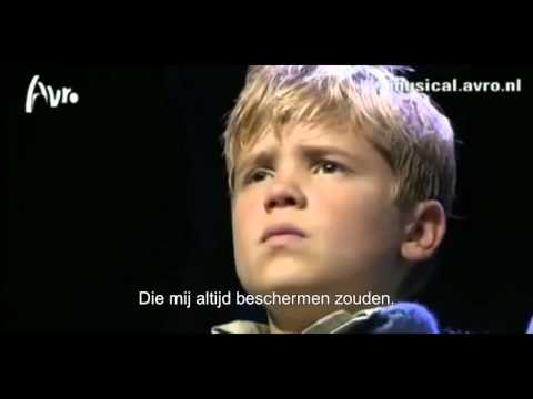 Danny De Munk & Dave Dekker - Ik Voel Me Zo Verdomd Alleen (Musical Nl Ondertitled)