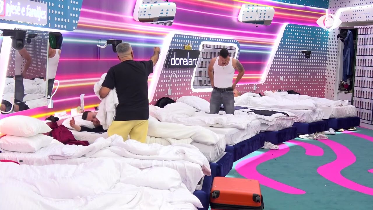 Ke ardhur për të ndarë dhe bashkuar çifte/ Debat mes Artanit dhe Shëndritit