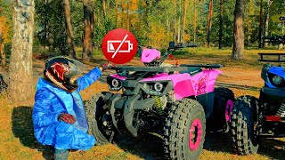 Den vehicle broken down - Camping adventures for kids