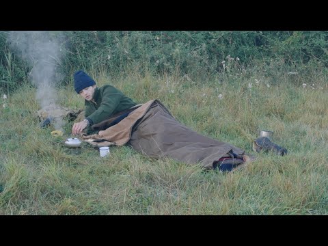 Cowboy Camping on a River Bank. Bedroll Wild Camping | Rafting | Cooking