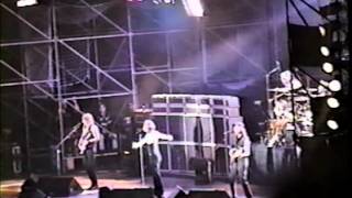 Bon Jovi - With A Little Help From My Friends (Tokyo 1995)