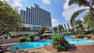 รีวิว ด้านนอก+ด้านหน้า  โรงแรมชลจันทร์ พัทยา บีช รีสอร์ท  ชลบุรี