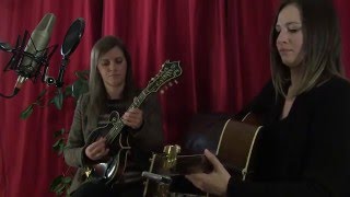 Jenn Butterworth & Laura-Beth Salter perform 1234 for TRADtv