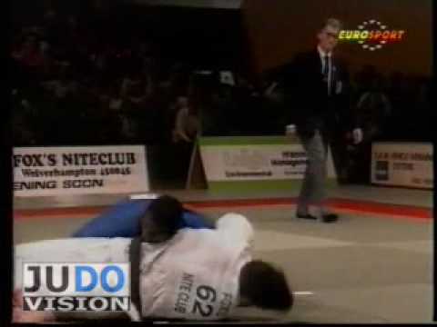 JUDO 1990 Judo Masters: Kerrith Brown (GBR) - Raymond Stevens (GBR)