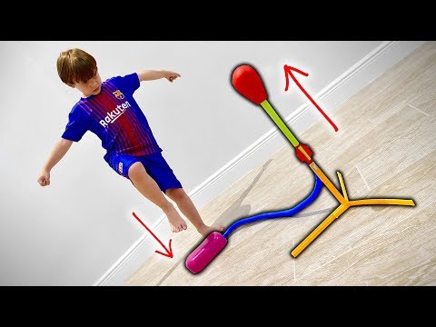 F0GUETE DE BRINQUEDO NA SALA COM MARCOS E LAURA - Brancoala Toys