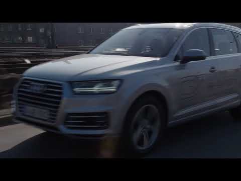 Audi Q7 e tron quattro 2015