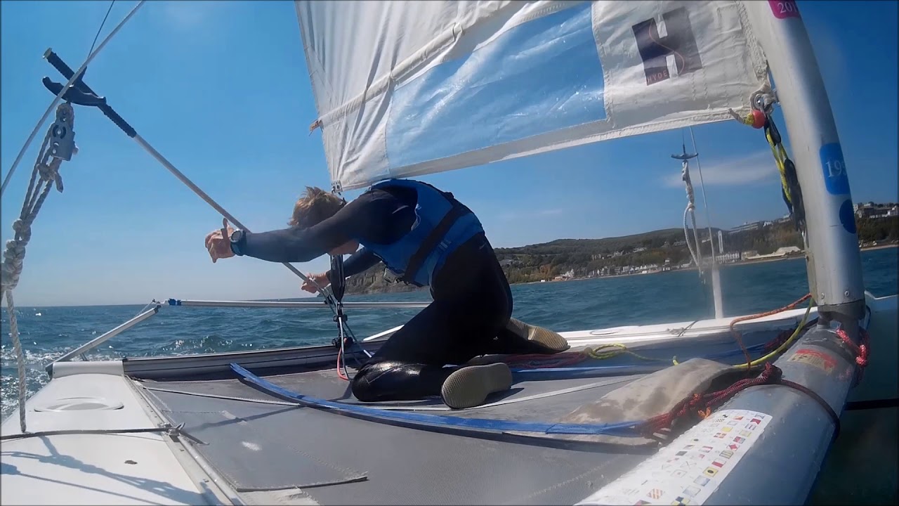 How to tack a catamaran