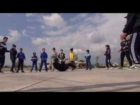 The Bar Kays - Freakshow on the Dance Floor coreografo by Mirco Okrim Lamusta