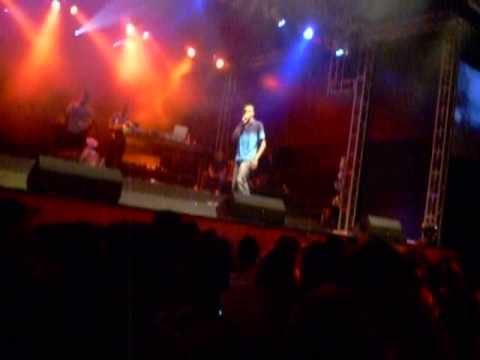 MC James blue - Hangar 8 - 25/02/12 - PORTELINHA