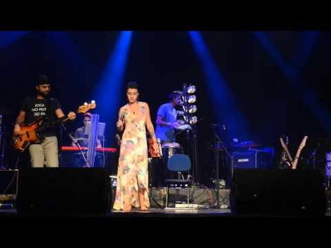 Meio de Campo (Gilberto Gil) - Danielle Baldissera Gonçalves