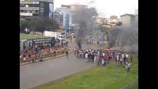 preview picture of video 'Manifestação em Valparaiso de Goias - 17/03/2014'