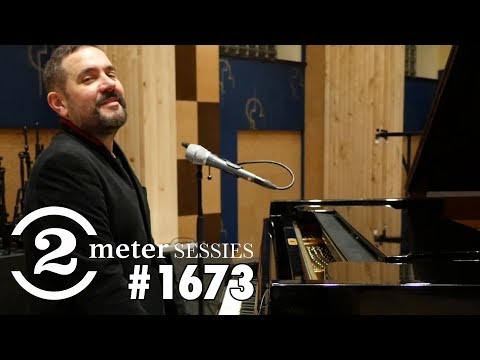 Tom Baxter - Cold (Live on 2 METER SESSIONS)