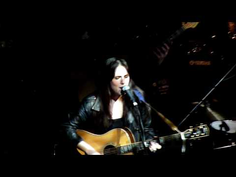 sandi thom supports joe bonamassa hmv picture house 2009