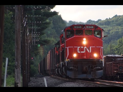 CN SD40-2W Duo and BLE 905 Lead South Through Butler, PA