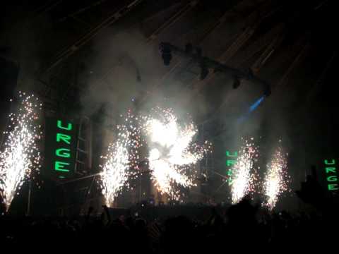 Awakenings Weekender - Surgeon Intro Fireworks