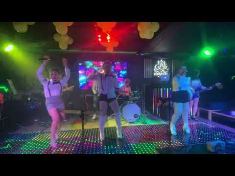 Whenever Whenever Cover Band Groove Cast UAE Band