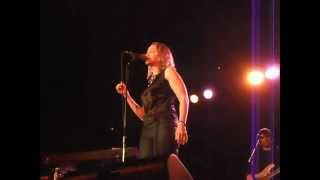 Joan Osborne- Same Love That Made Me Laugh (Bill Withers)