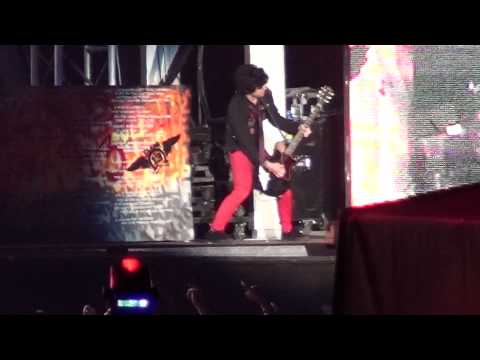 GREEN DAY "American Idiot" (Live @ Ullevi, Göteborg Sweden June 5 2010)