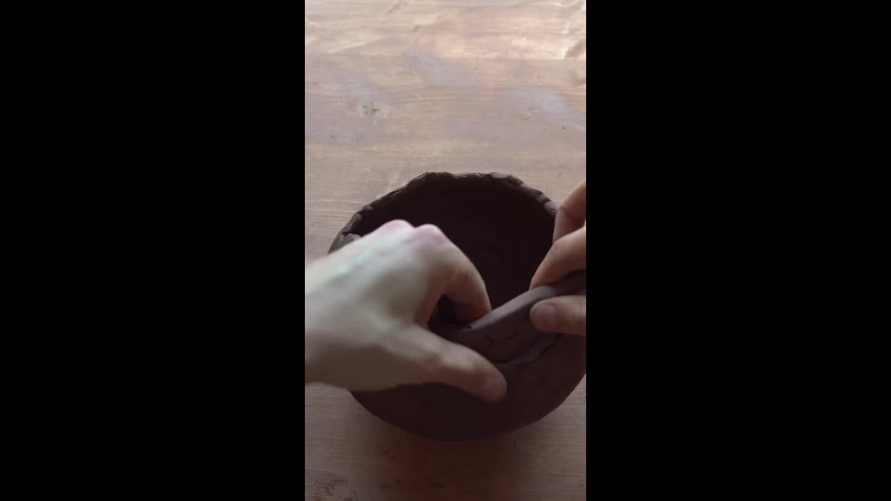 How to hand build and burnish ❤️ ••• Follow @studiomano__ for more!