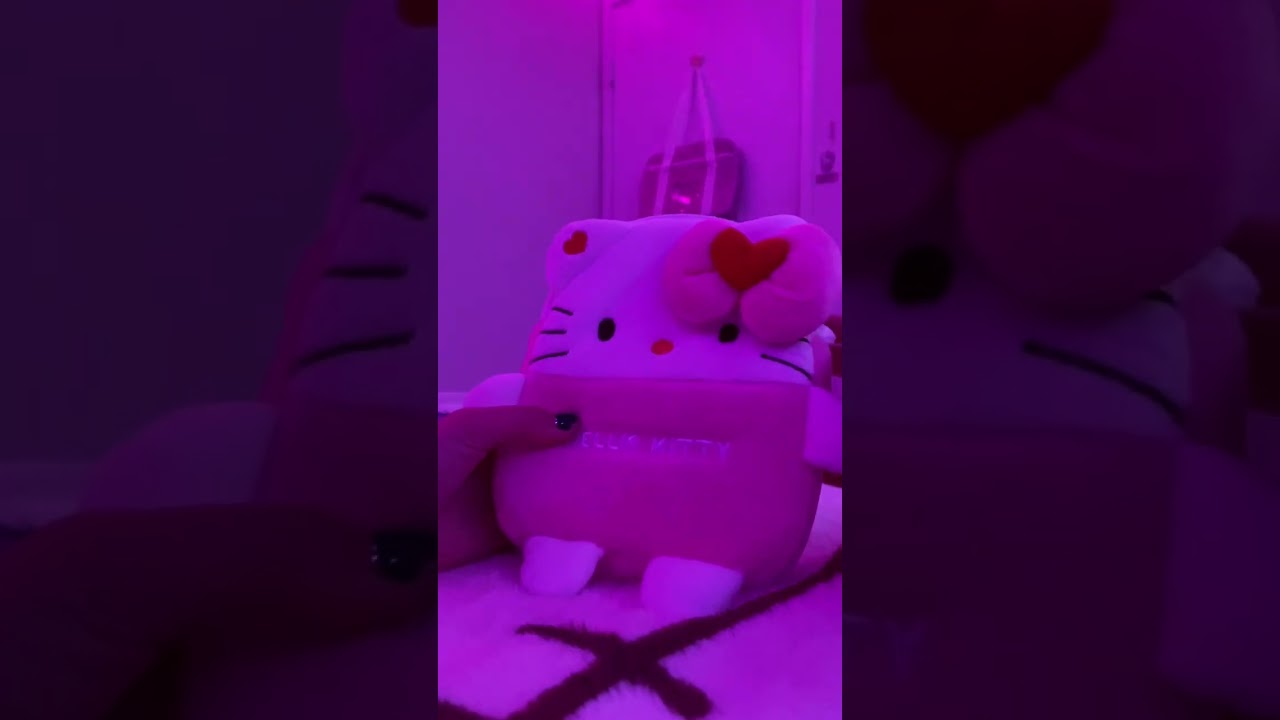 Watch video Hello Kitty Crossbody Now Hello Kitty Crossbody