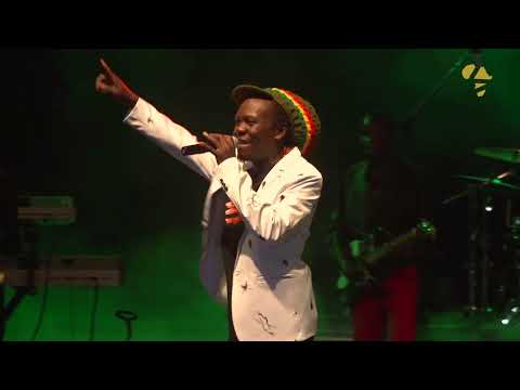 Omuyimbi Live - Maddox SEMATIMBA, Ugandan Music, East Africa.