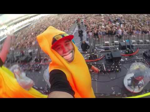 DADA LIFE @ Summberburst 2016 - Bananas on stage