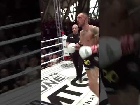 #mtgp #muaythaigrandprix #spinningbackhand #muaythai #thaiboxing #liveshow #fighting