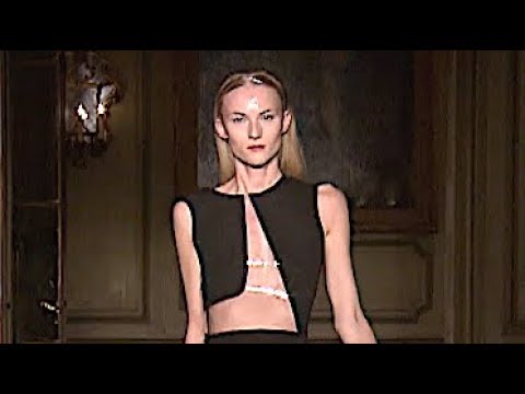 AMAYA ARZUAGA Spring Summer 2013 Paris - Fashion Channel