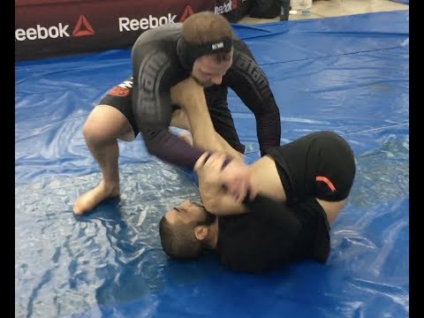 How to Grapple a  Larger Opponent - Coach  Zahabi vs 220lbs Purple Belt