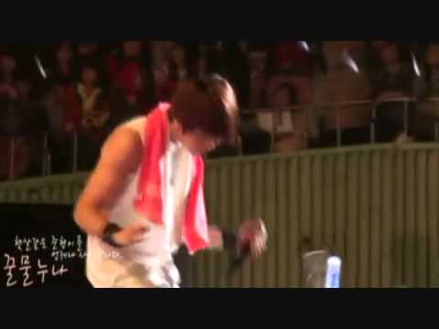 [FANCAM] 101212 JunHyung Sexy Dance during ILYTB