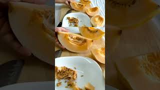 Download lagu Cutting a Rock Mellon #fruit #satisfying #food #fruitcutting #mellon #rockmelon mp3