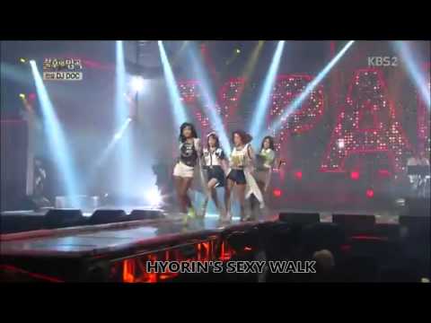 Model's walk vs. Hyorin's walk