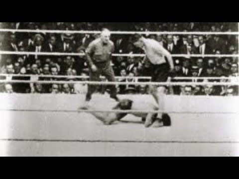 Knockout of the Year; 1924 : Gene Tunney KO15 Georges Carpentier