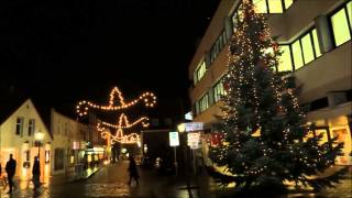 preview picture of video 'Leeraner Altstadt Spaziergang zum Weihnachtsmarkt Leer Historic City Center walk Xmas Time'